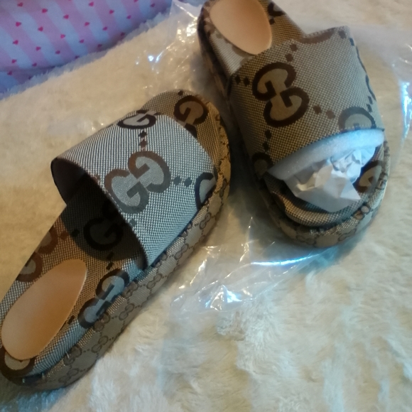 GG Monogram Style Platform Slip-On Sandals – Designer Inspired – New - SIZE 8 - Picture 3 of 14